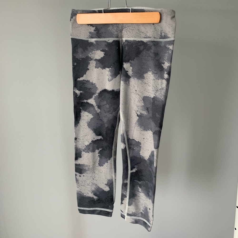 Lululemon wunder under crop